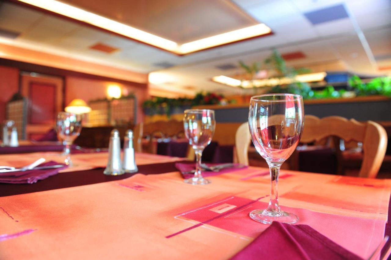 Logis Argonne Hotel Vouziers Εξωτερικό φωτογραφία
