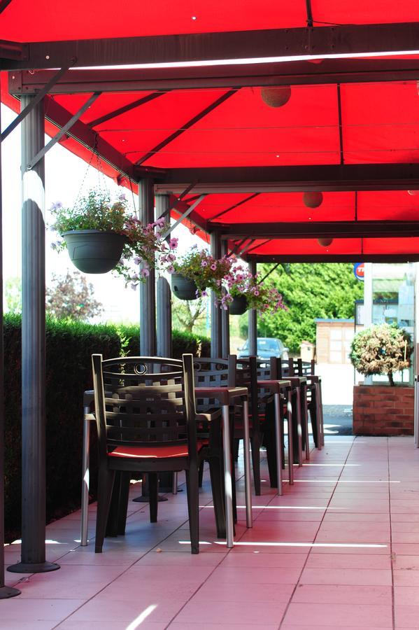 Logis Argonne Hotel Vouziers Εξωτερικό φωτογραφία